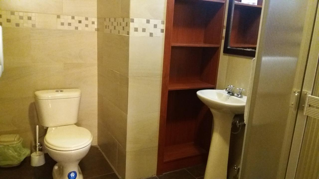 Hotel Saint Thomas كويتو المظهر الخارجي الصورة