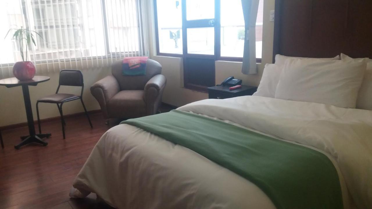 Hotel Saint Thomas كويتو المظهر الخارجي الصورة
