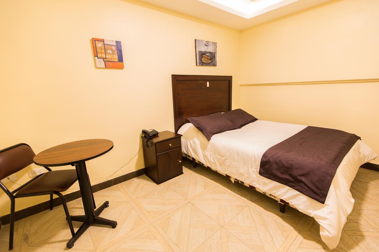 Hotel Saint Thomas كويتو المظهر الخارجي الصورة
