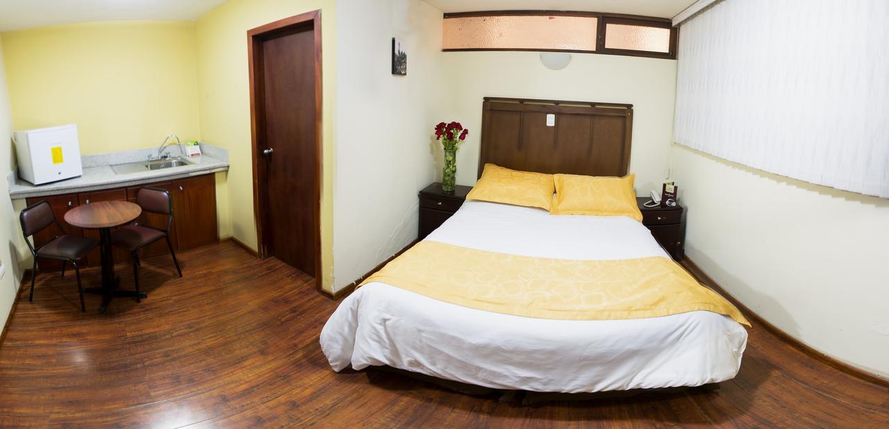 Hotel Saint Thomas كويتو المظهر الخارجي الصورة